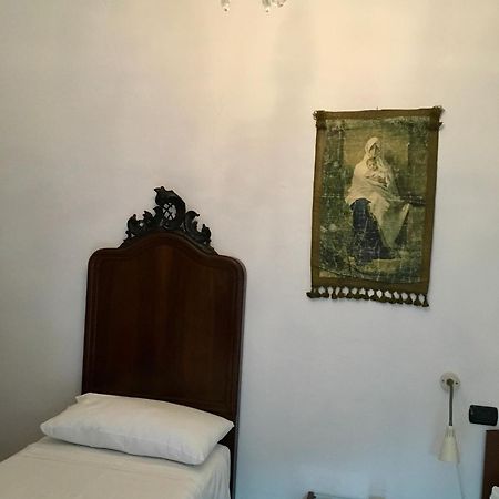 Il Nido Della Rondine Bed & Breakfast Leivi Eksteriør bilde