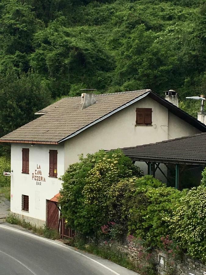 Il Nido Della Rondine Bed & Breakfast Leivi Eksteriør bilde