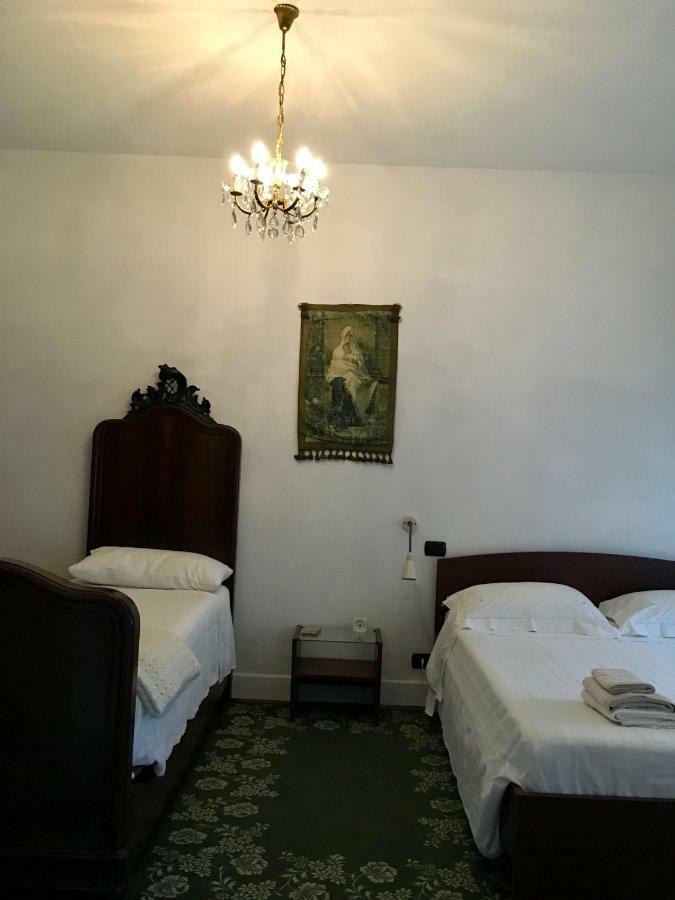 Il Nido Della Rondine Bed & Breakfast Leivi Eksteriør bilde